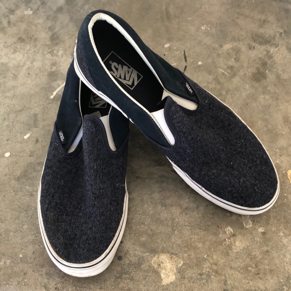 Men’s vans sleep in shoes